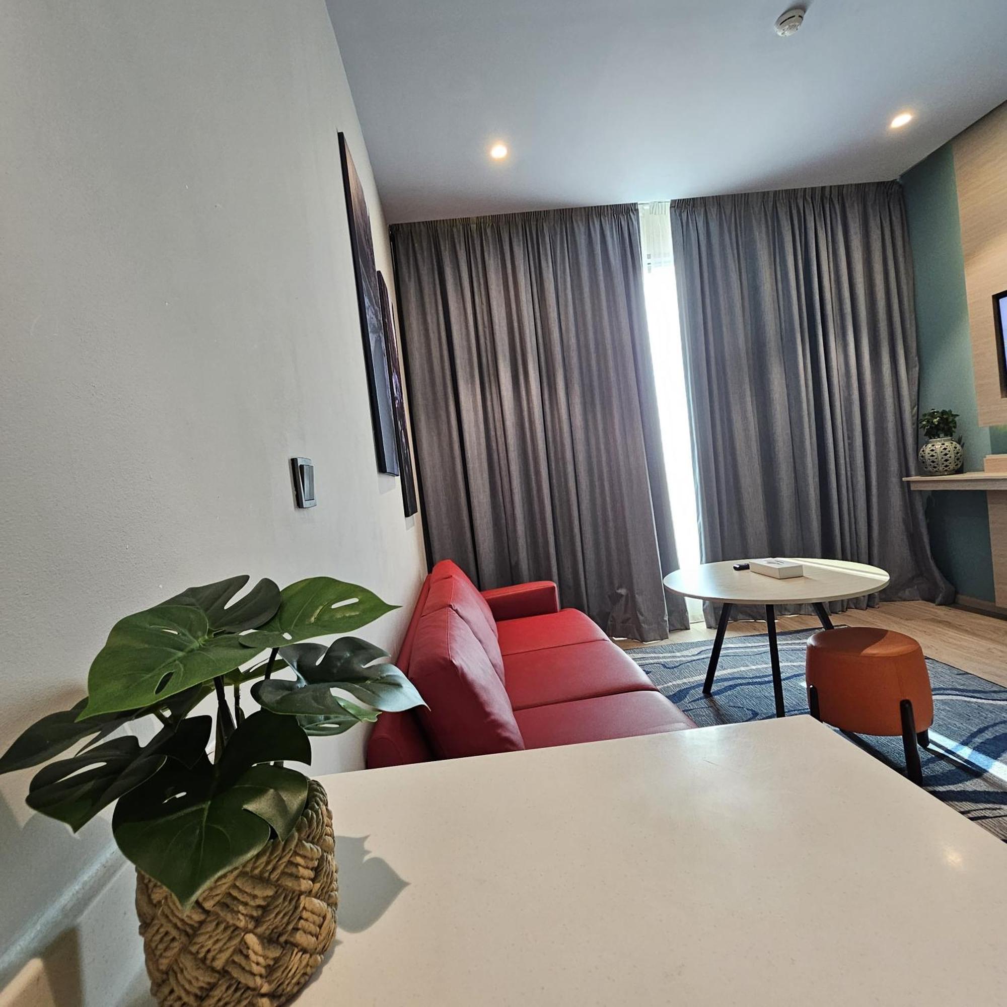 Swiss-Belinn Airport Muscat Oman Zewnętrze zdjęcie